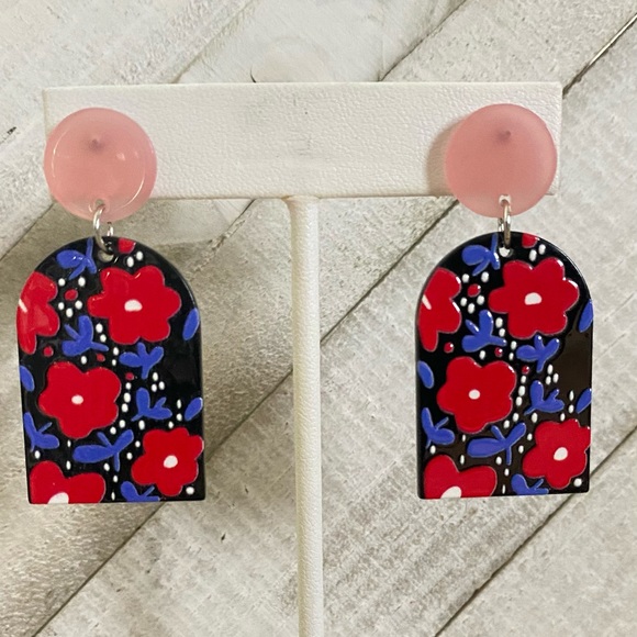 E135 ❤️ Bold Colorful Floral Artsy Post Earrings Jewelry - Picture 1 of 1